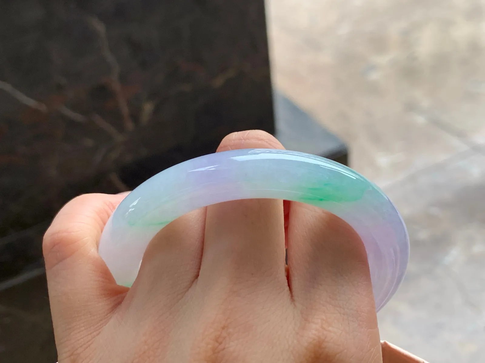 春彩福镯
水润55.8/10.8/11.2mm