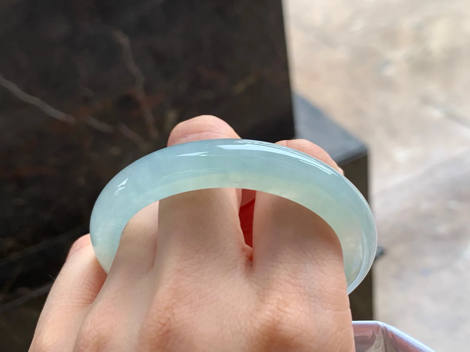 冰贵妃镯
水润53.2/10.6/8mm