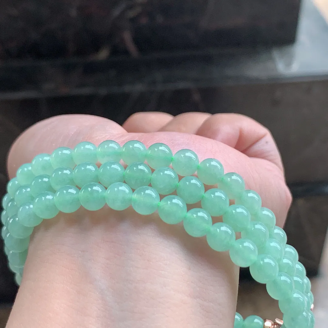 晴绿色翡翠珠链

尺寸6