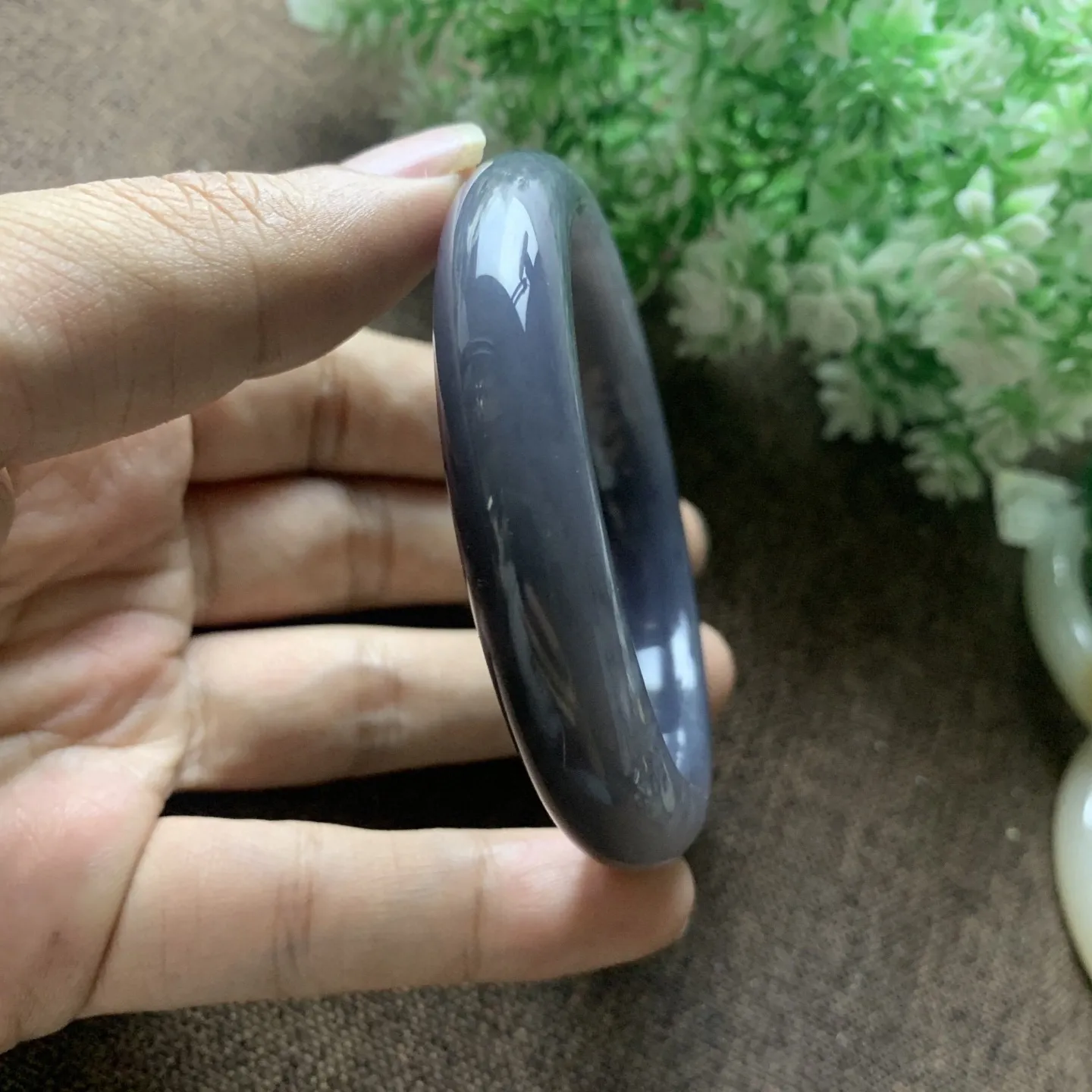 和田玉53.4圈口帝王紫手镯！玉质细腻油润 底色纯净 脂粉好，品质好！