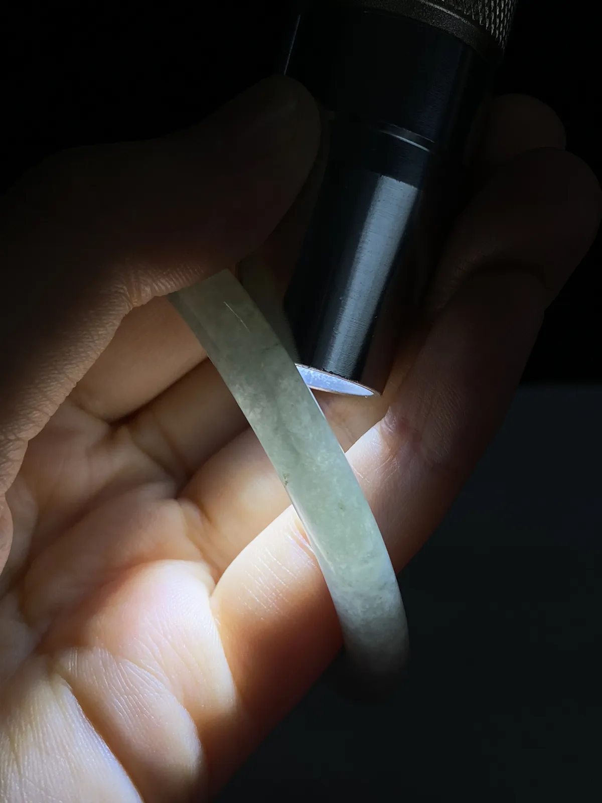 圆镯52圈口，翡翠手镯