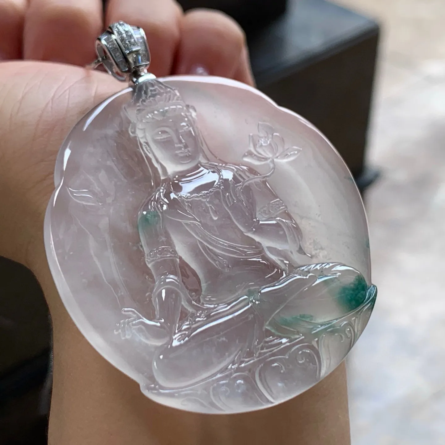 冰种飘花度母
种老 金扣
