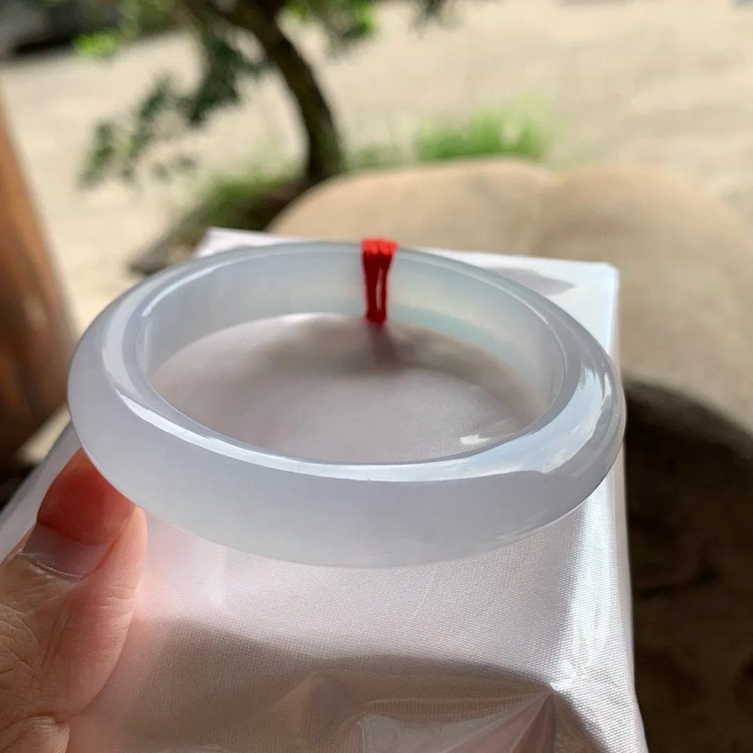 正圈高冰绿 无瑕 尺寸:53.4/10.6/8.7  种水好