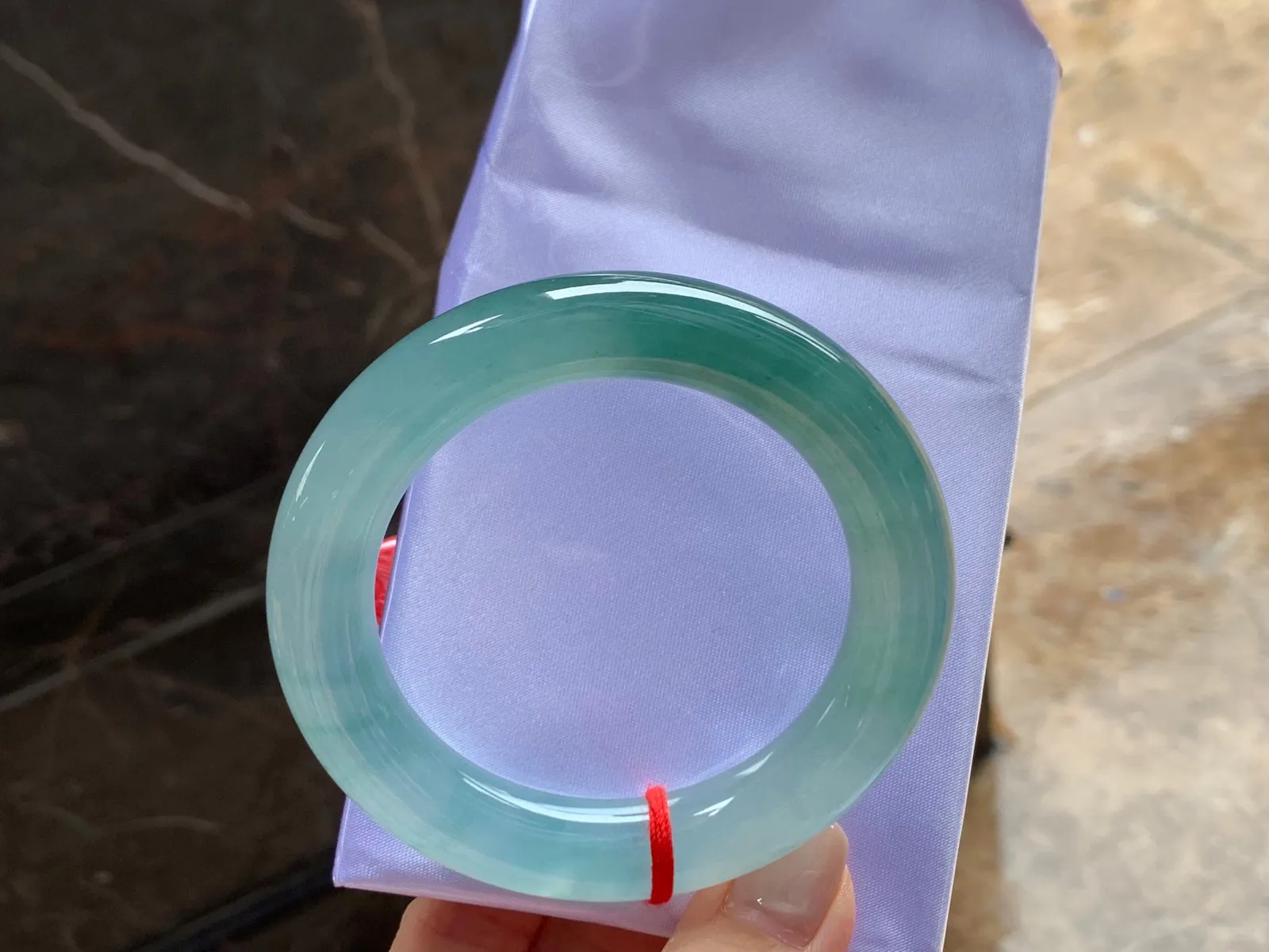 冰种蓝晴福镯
种老54.2/11.8mm