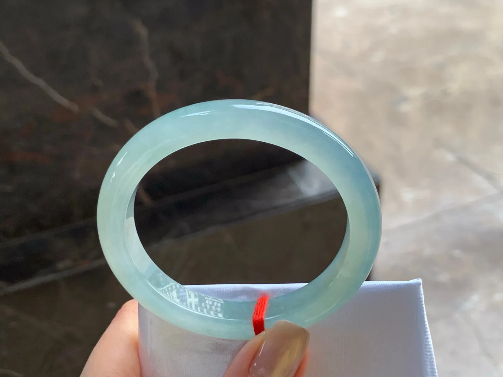 冰贵妃镯
水润53.2/10.6/8mm