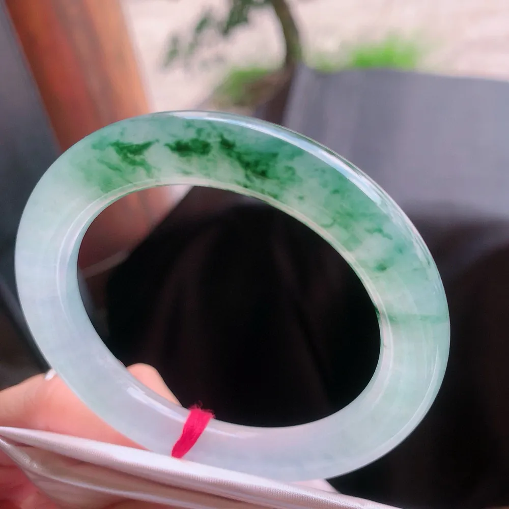 圆条冰玻绿花 半山水 无瑕 尺寸:57.8/11.1 花美 种水好