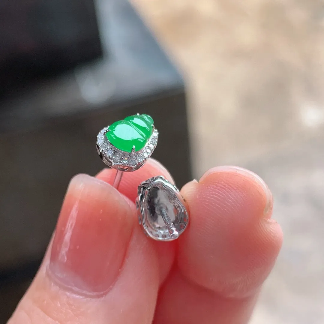 18k金镶·满绿葫芦耳钉
