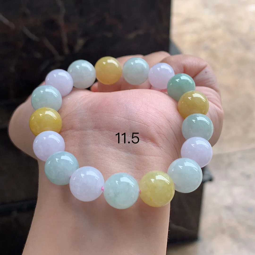 三彩翡翠手串

尺寸11.5