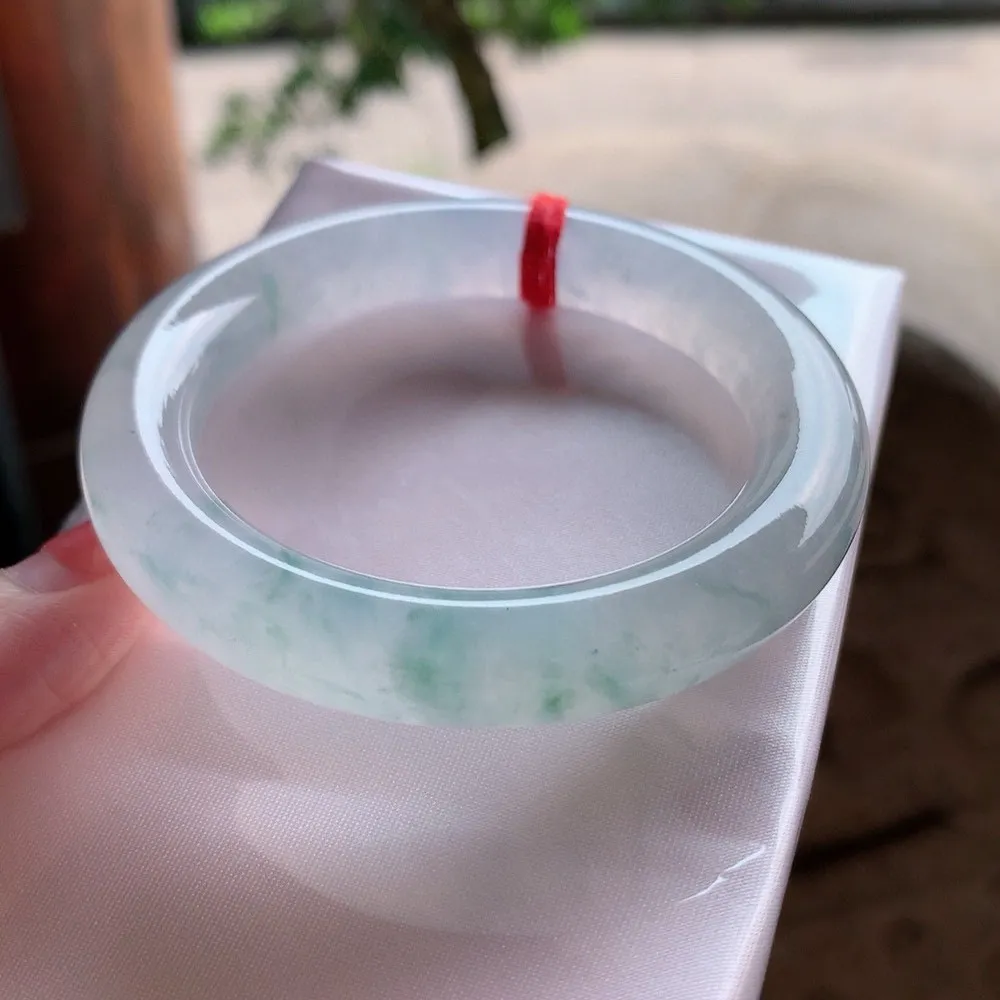 圆条冰玻飘花 无瑕 尺寸:53.2/10.7/10.4  花美 种水好