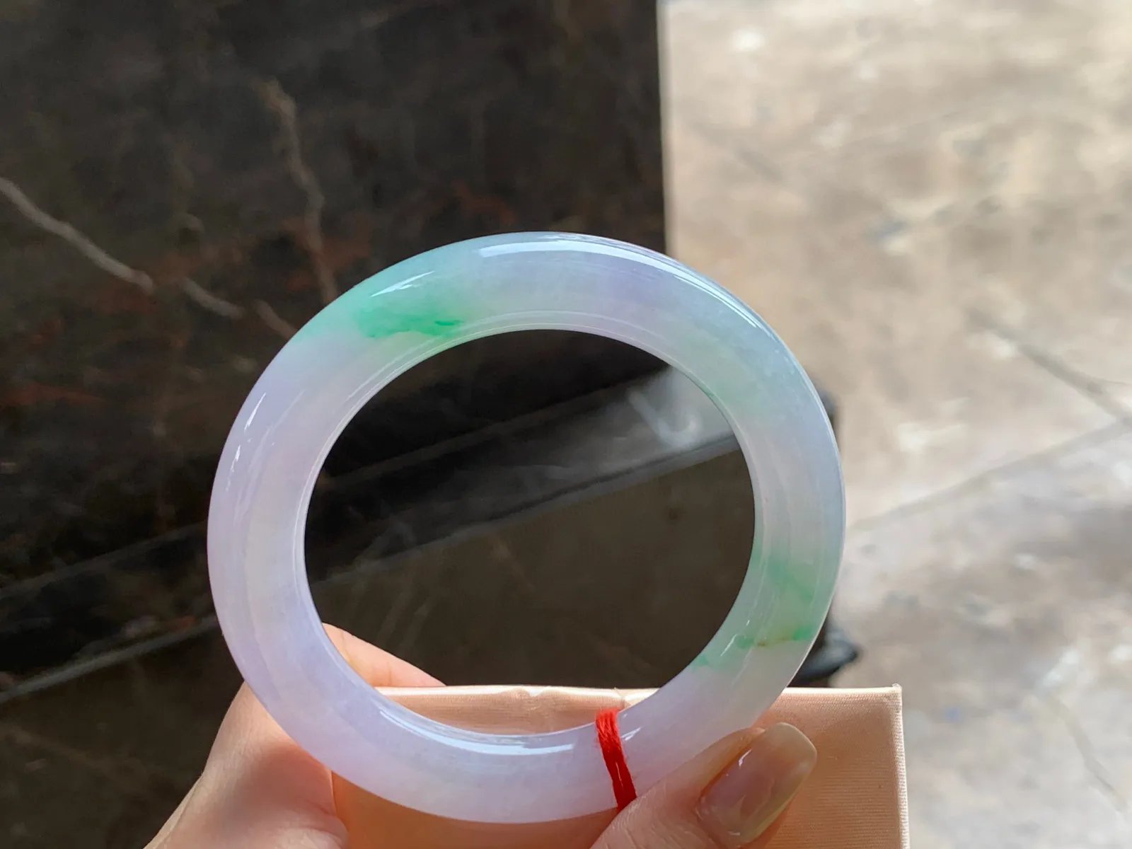春彩福镯
水润55.8/10.8/11.2mm
