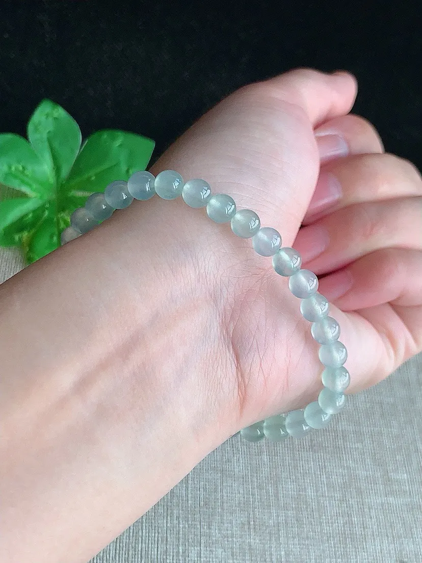 a货翡翠老坑冰种白月光圆珠佛珠手串32颗，尺寸5.2mm 重量11.16g 0709