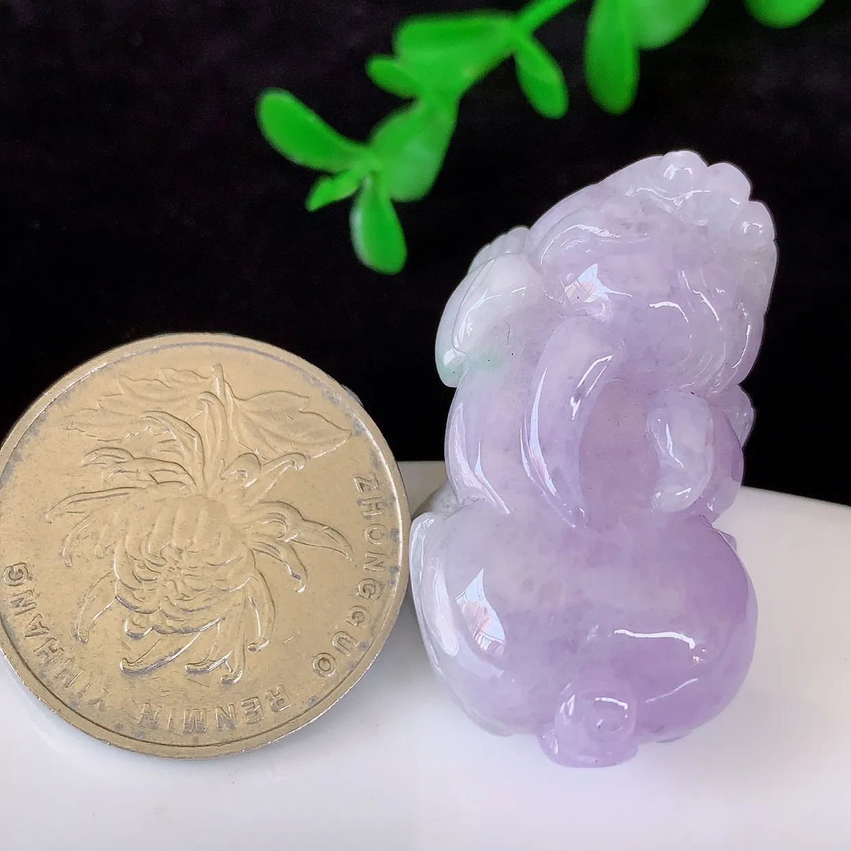 自然光实拍，冰润紫罗兰招财貔貅吊坠，民间有“一摸貔貅运程旺盛，再摸貔貅财运滚滚，三摸貔貅平步青云 ”的美好祝愿。#57.8