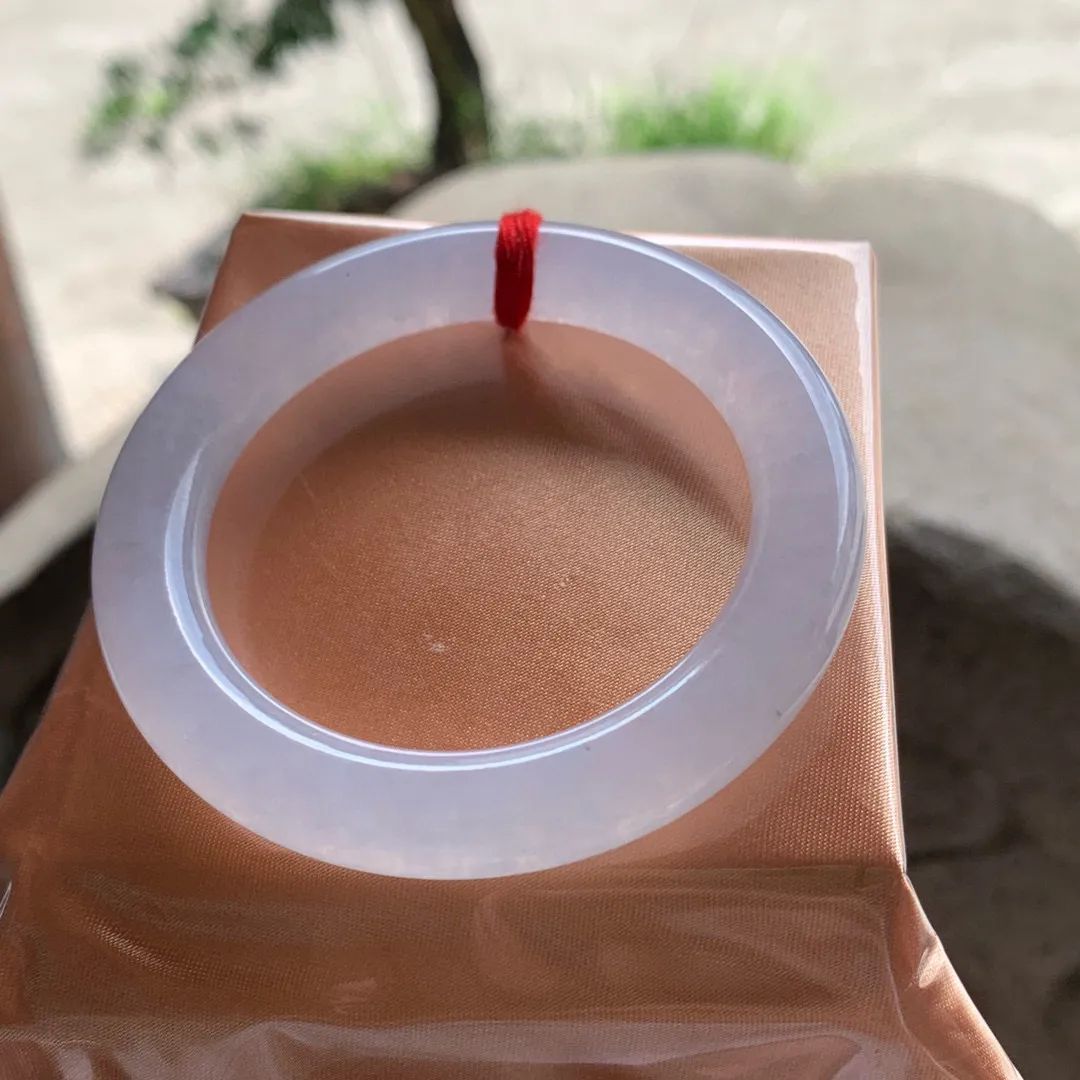 圆条高冰白月光 无瑕 尺寸:53.8/10.4  种水好🥰🥰