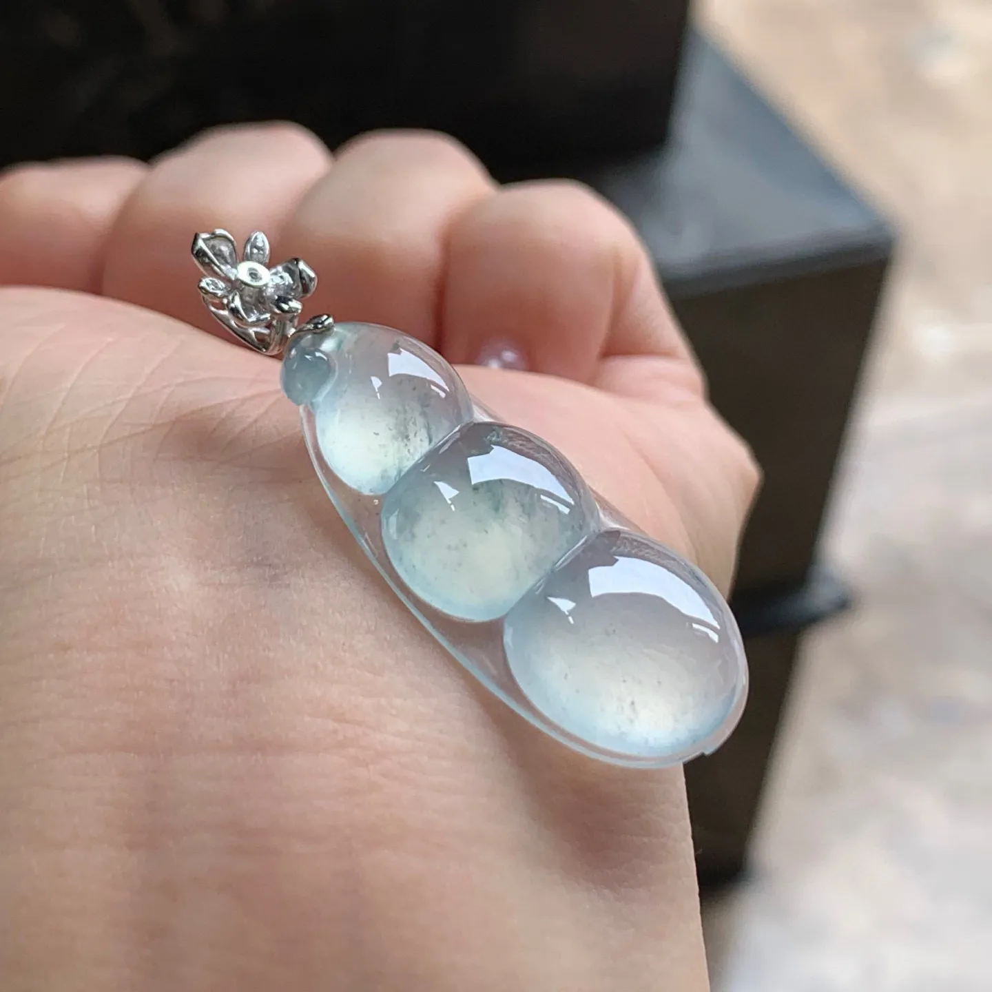 冰种飘花福豆
种老水足 清爽