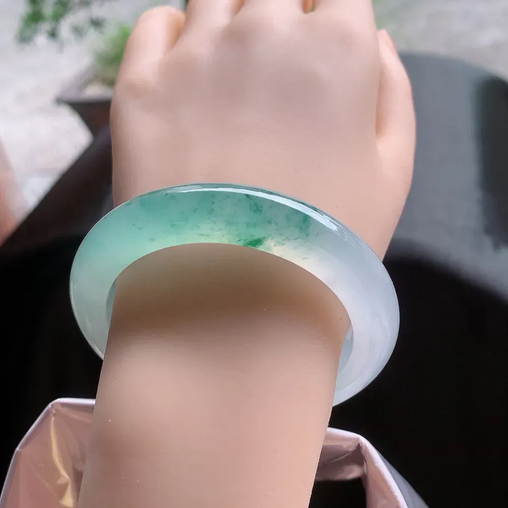 正圈冰玻蓝绿花 无瑕 尺寸:55.6/11.8/9.4   种水好