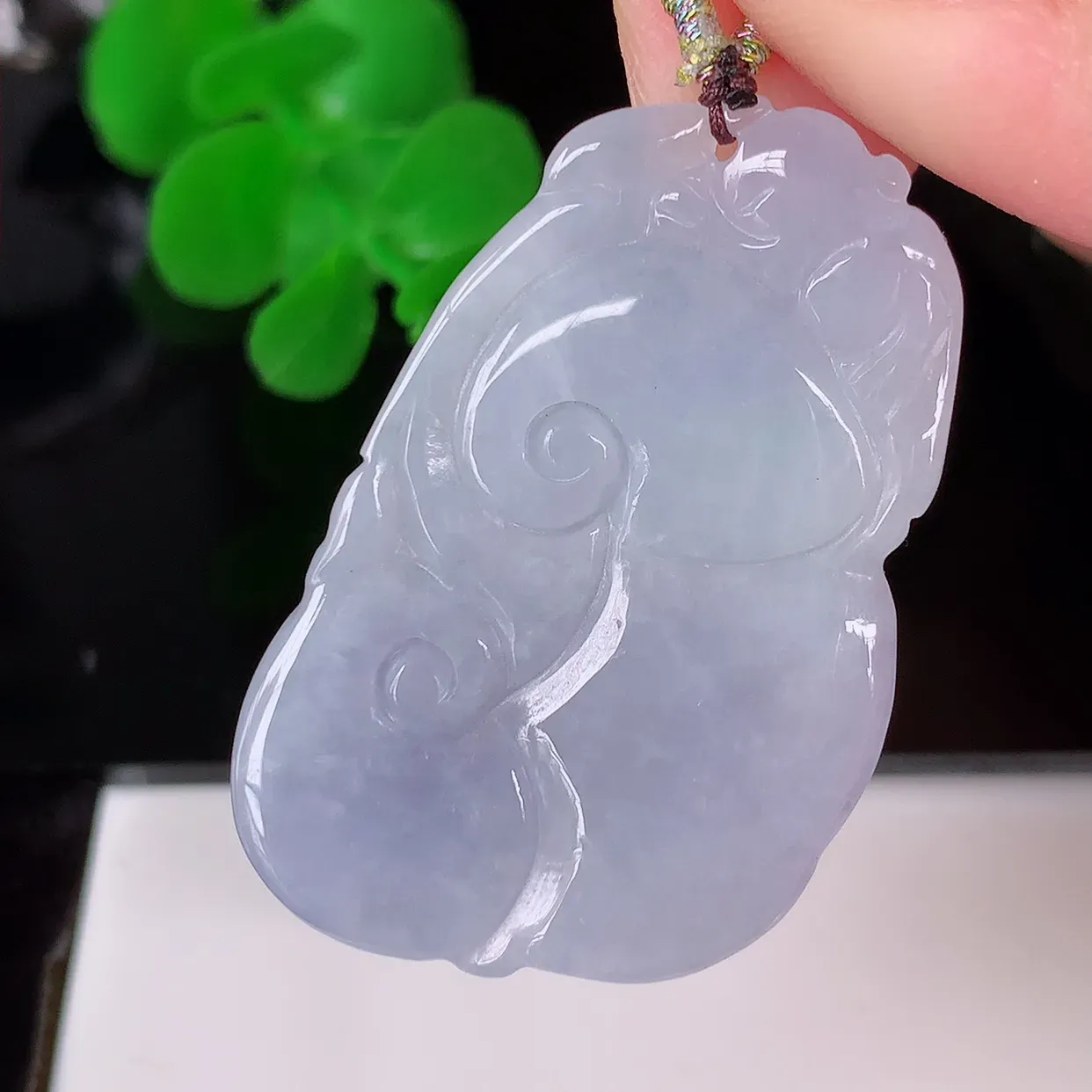 自然光实拍，冰润紫罗兰如意吊坠，翡翠如意，上身效果非常美，饱满大气，工艺美，万事如意，如意一生 #57.10