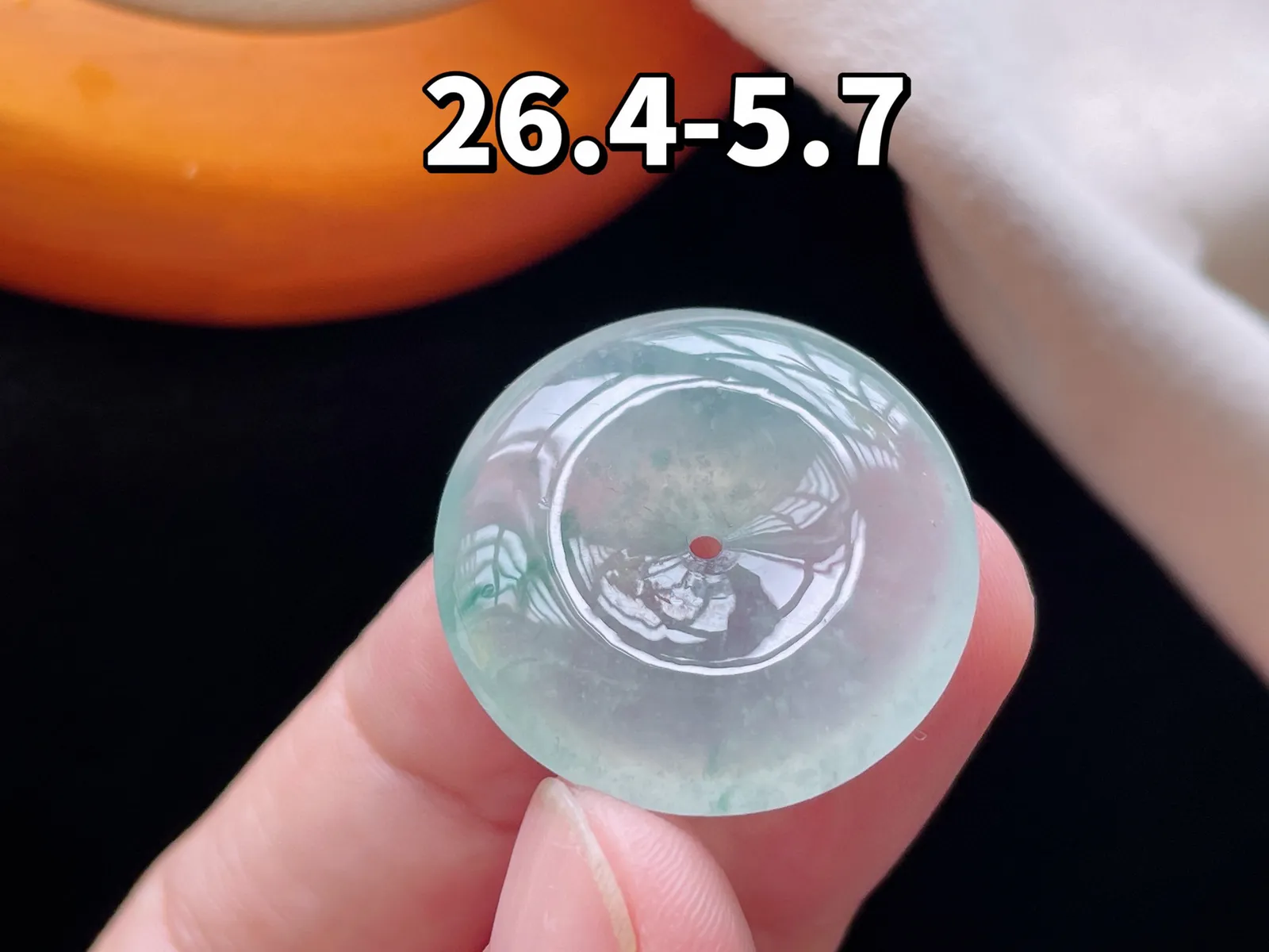 冰种飘花·平安扣

裸26.4-5.7