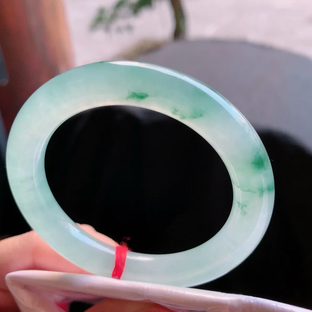 圆条高冰绿花 无瑕 尺寸:53.3/9.8 花美 胶感十足🥰🥰