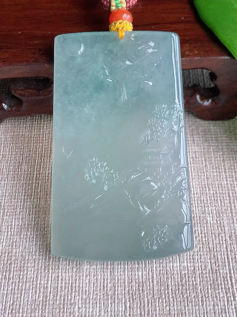 a货翡翠老坑冰种晴水意境山水牌吊坠 尺寸58×34.8×5mm 重量35.24g 0710