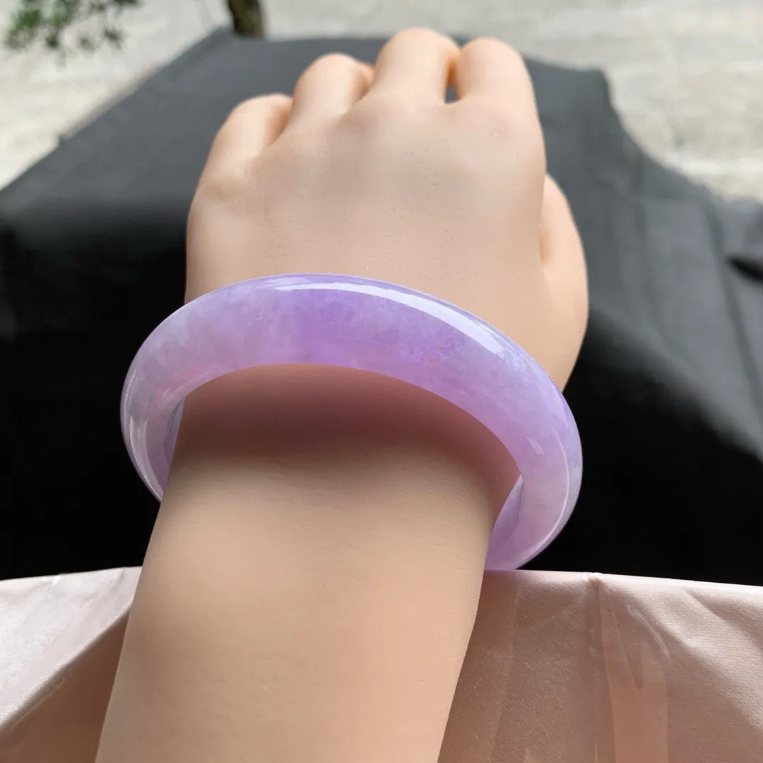 正圈满色紫罗兰 无瑕 尺寸:59.7/13.4/8.9 实物紫淡些🥰🥰