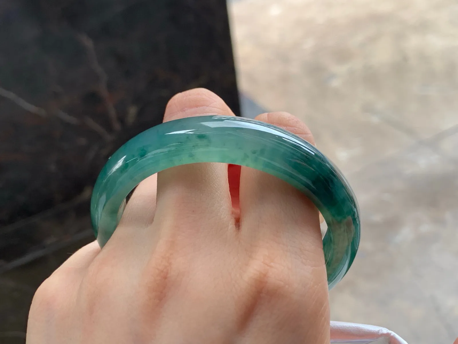 冰飘花手镯
种好55/12/8.3mm