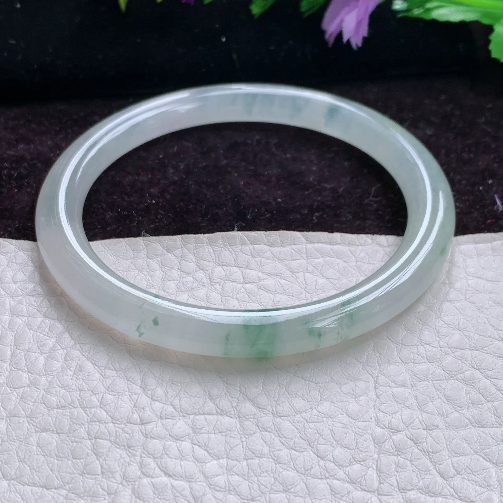 pj实拍58*7*8美人镯 精美冰胶飘花圆条翡翠玉手镯 玉手环