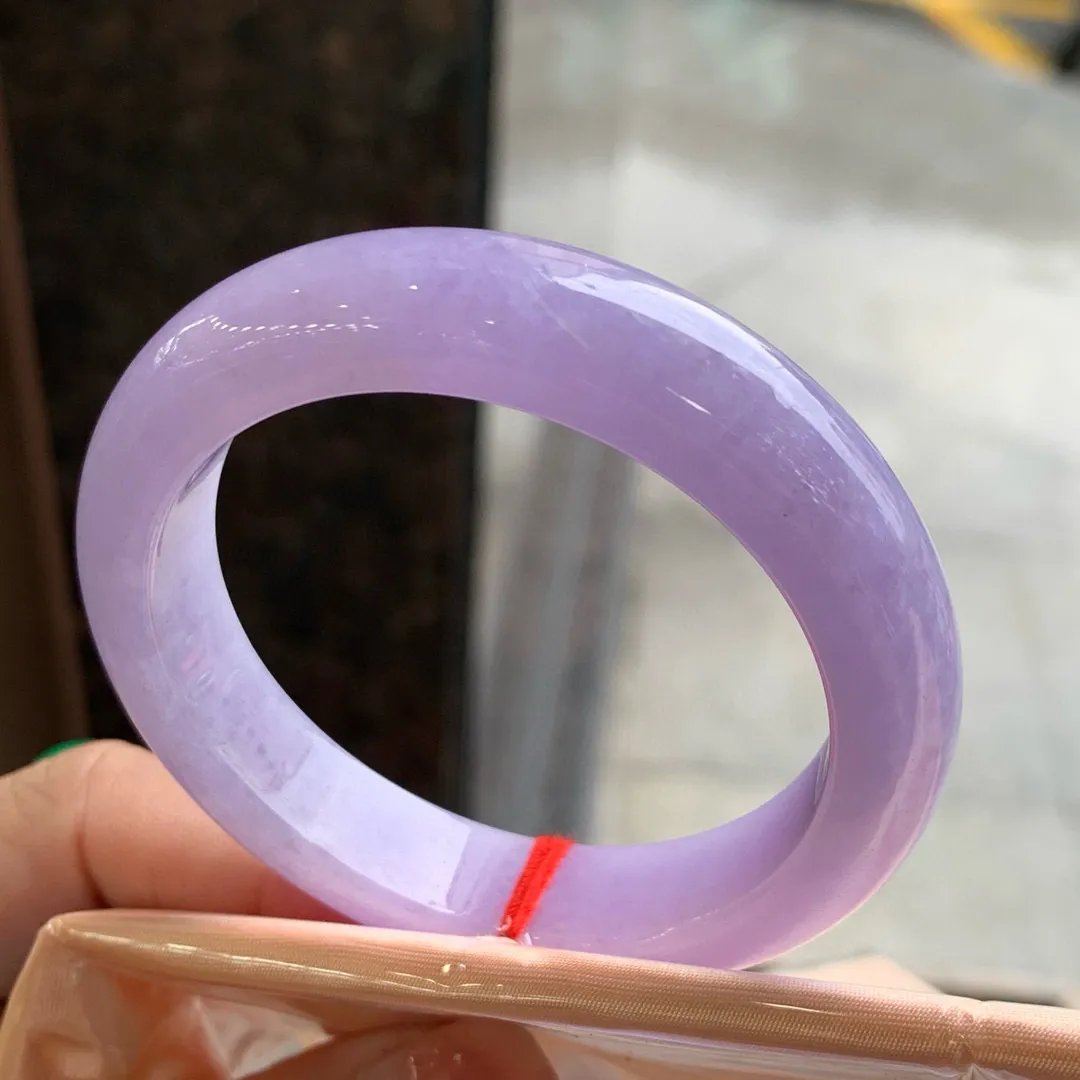 正圈满色紫罗兰 无瑕 尺寸:52.4/12.4/9.3 实物紫淡些