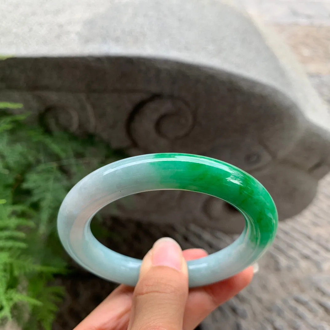 圈口55.1-10.5 【辣绿圆条手镯】圆条55 56可戴