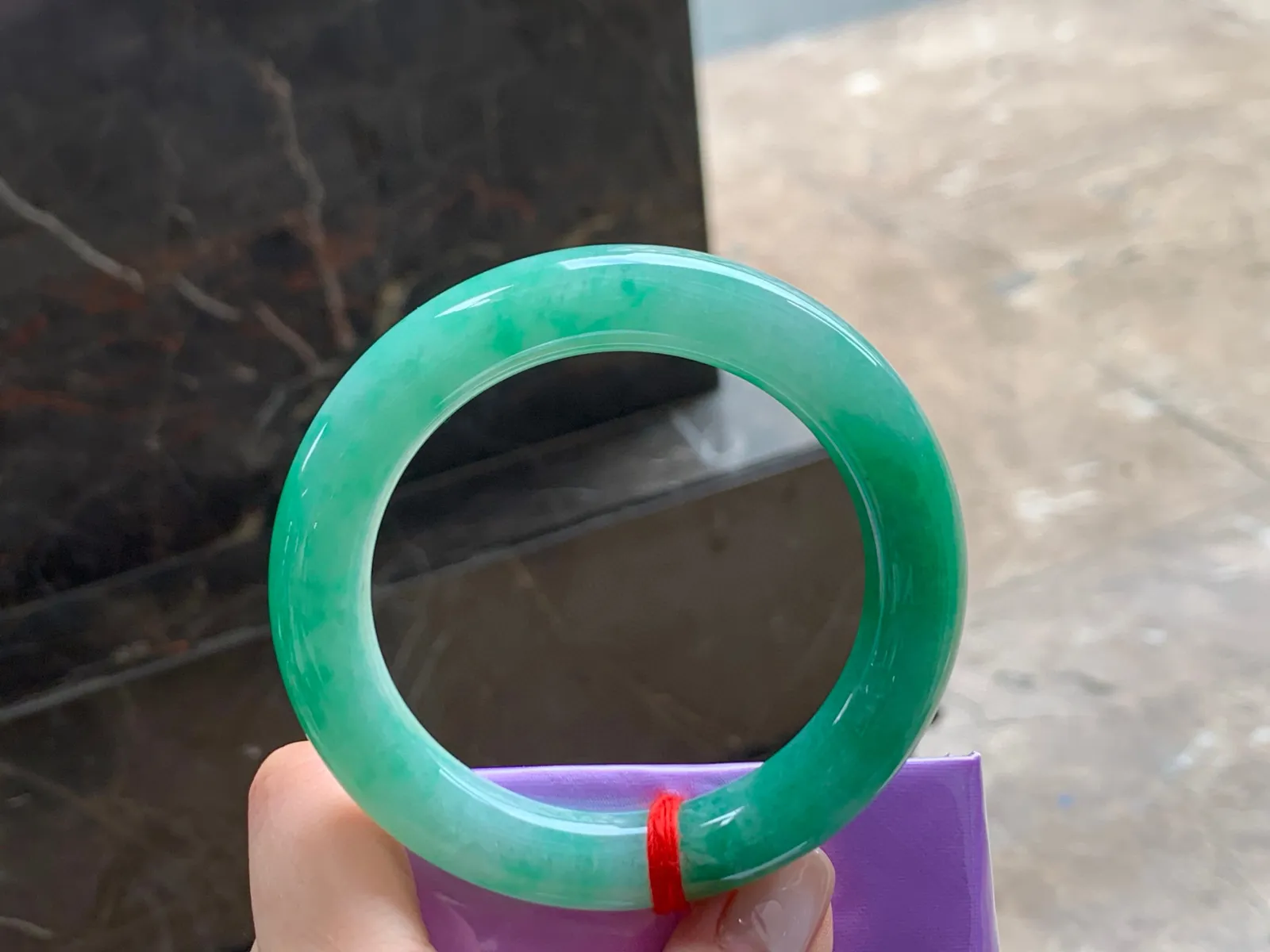 豆绿福镯
干净清爽 56.7/11.7/11.2mm