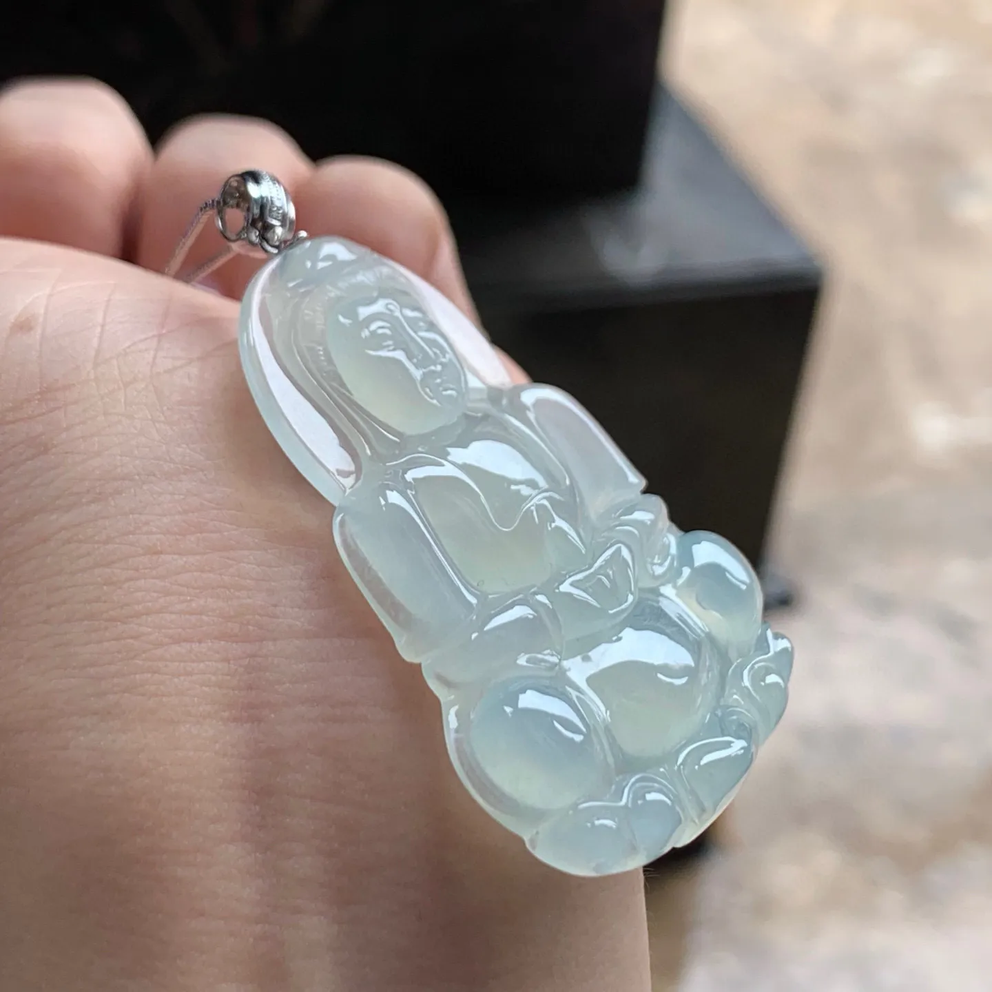 冰种观音
水润 金扣
