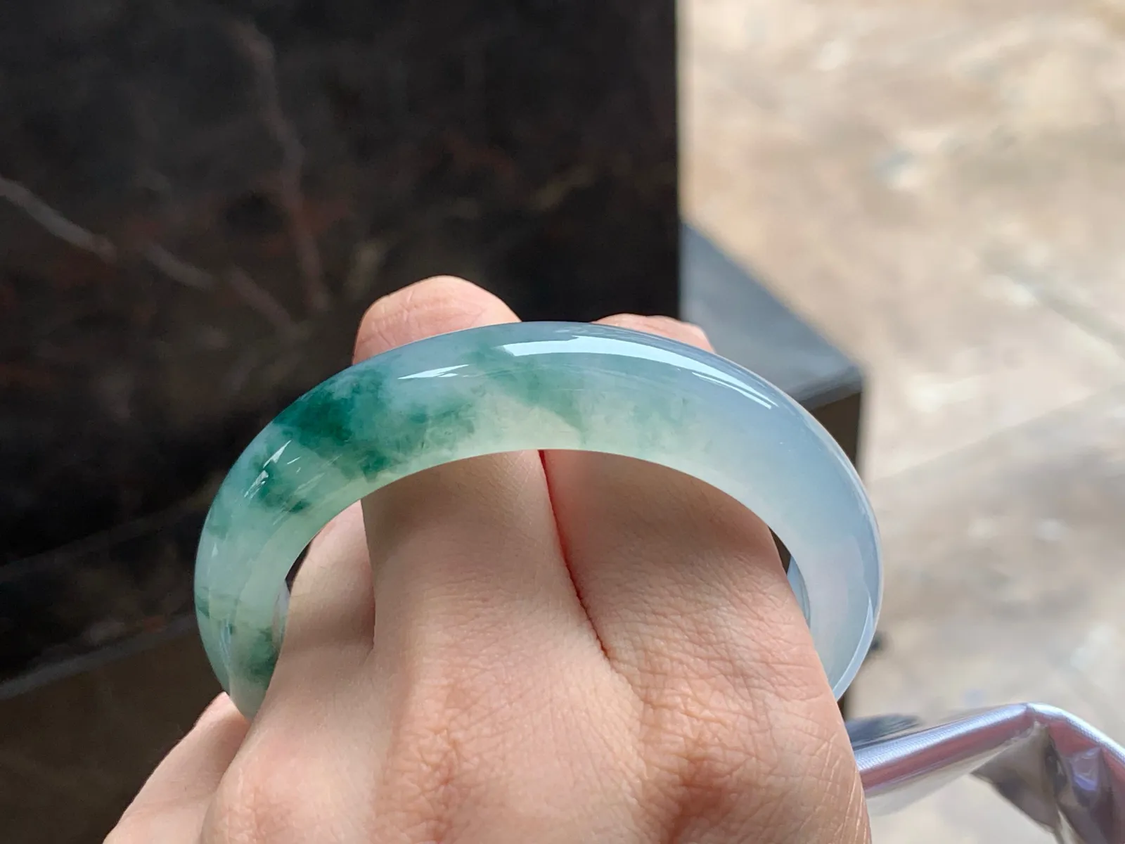 冰种飘花手镯
种好53/13.1/8.5mm
