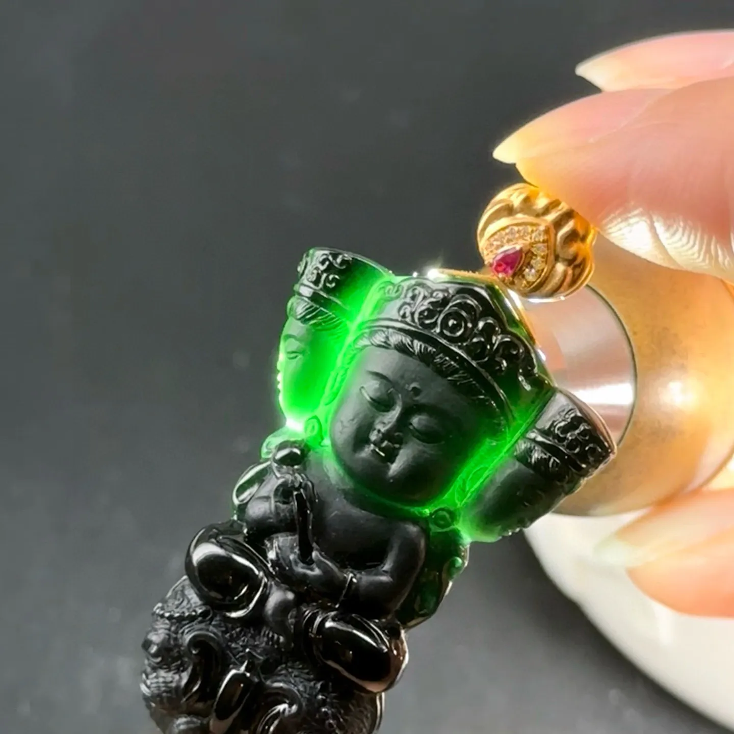 精品18k叩头墨翠降魔杵 种好色正 黑度极好 打灯通透 油性十足 尺寸46.5