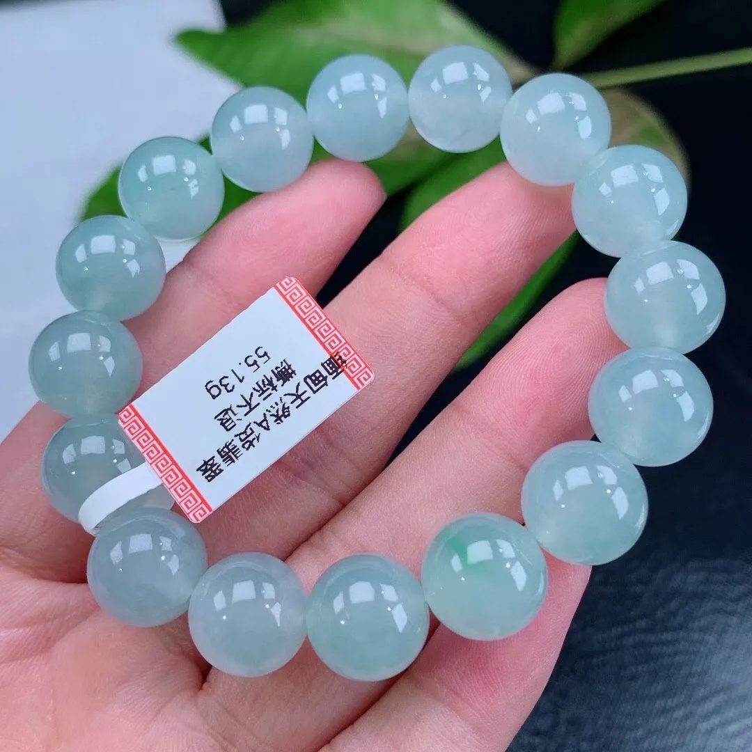 缅甸天然翡翠A货 老坑料起胶冰种 飘绿圆珠手串 手链 
尺寸12.4mm   y 55.13