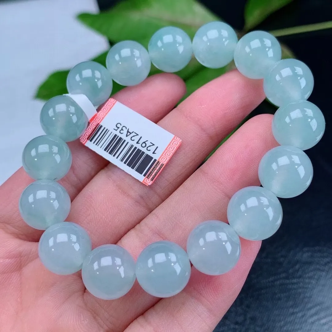 缅甸天然翡翠A货 老坑料起胶冰种 飘绿圆珠手串 手链 
尺寸12.4mm   y 55.13