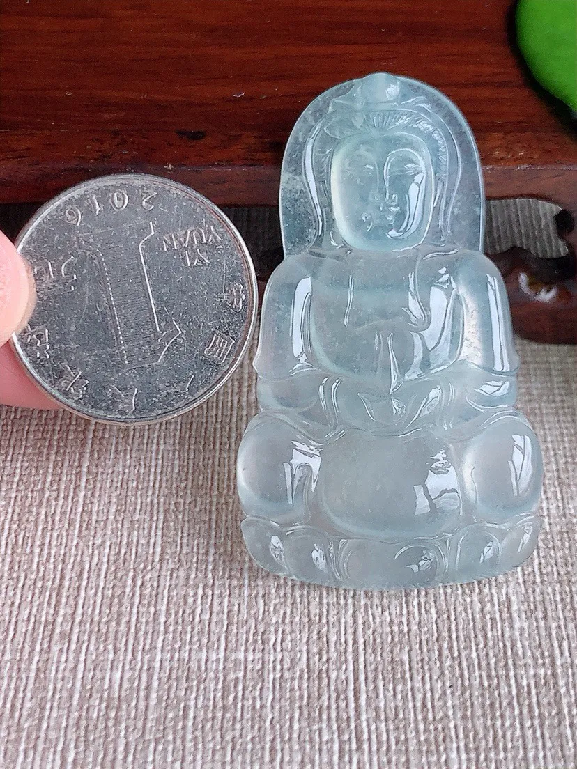 a货翡翠老坑高冰种白月光正装观音吊坠 尺寸50.5×29.2×5mm 重量14.23g 0711