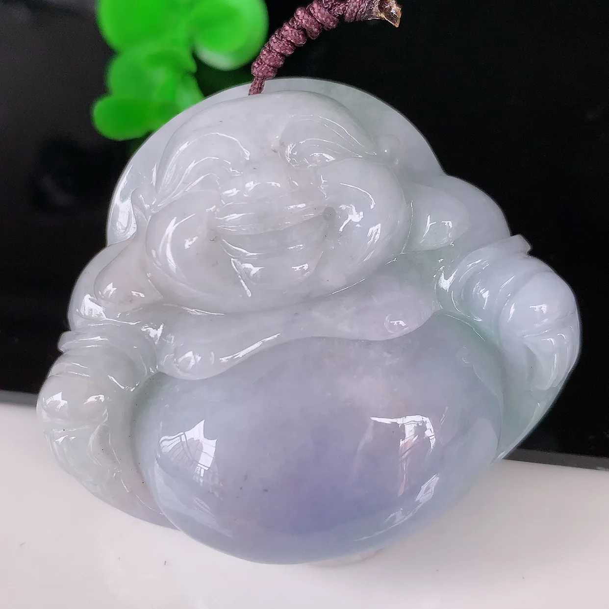 自然光实拍，大件饱满紫罗兰翡翠佛公吊坠，笑口常开，佛公在心中，一生平安幸福，佛公翠色迷人，佩戴佳品！#41.10