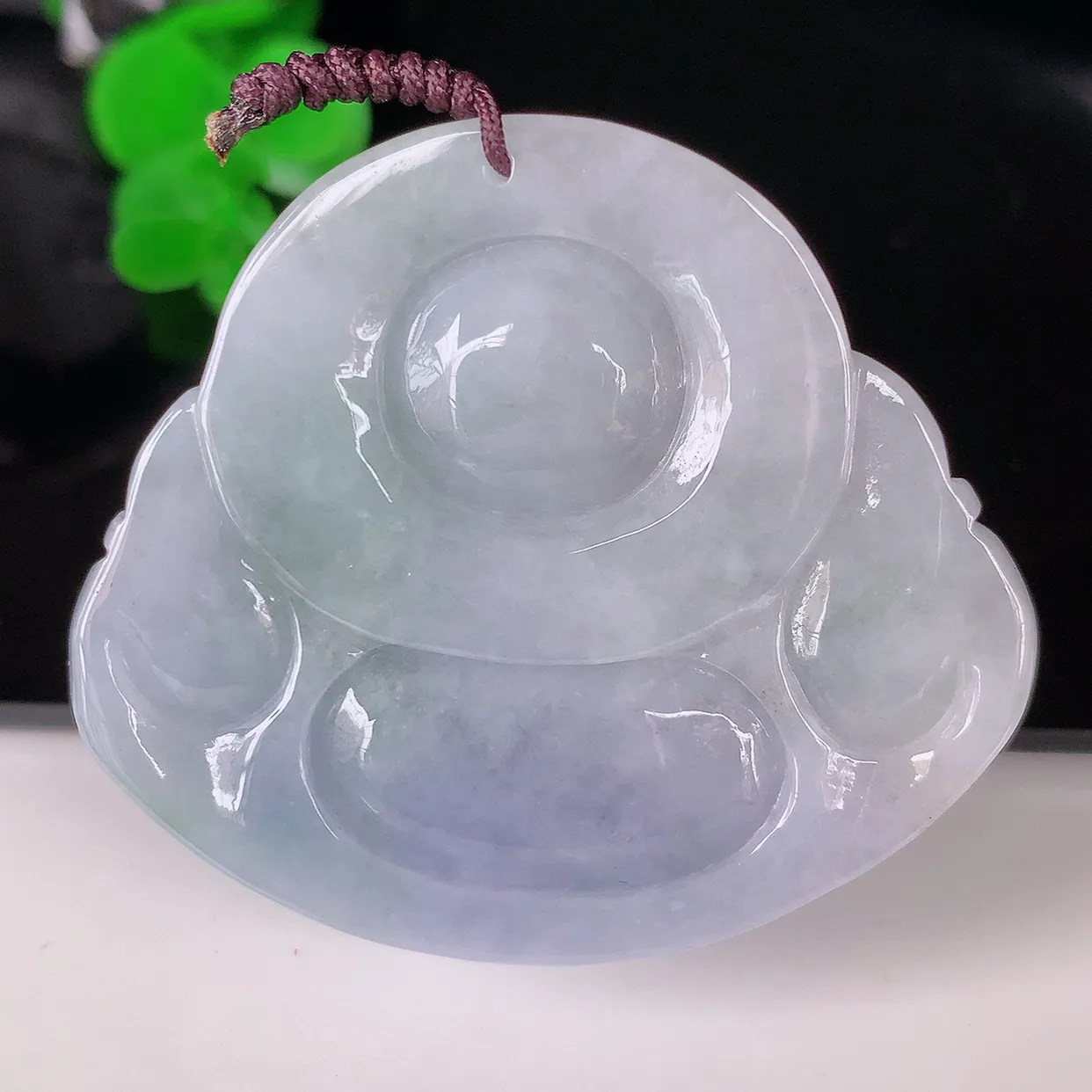 自然光实拍，大件饱满紫罗兰翡翠佛公吊坠，笑口常开，佛公在心中，一生平安幸福，佛公翠色迷人，佩戴佳品！#41.10