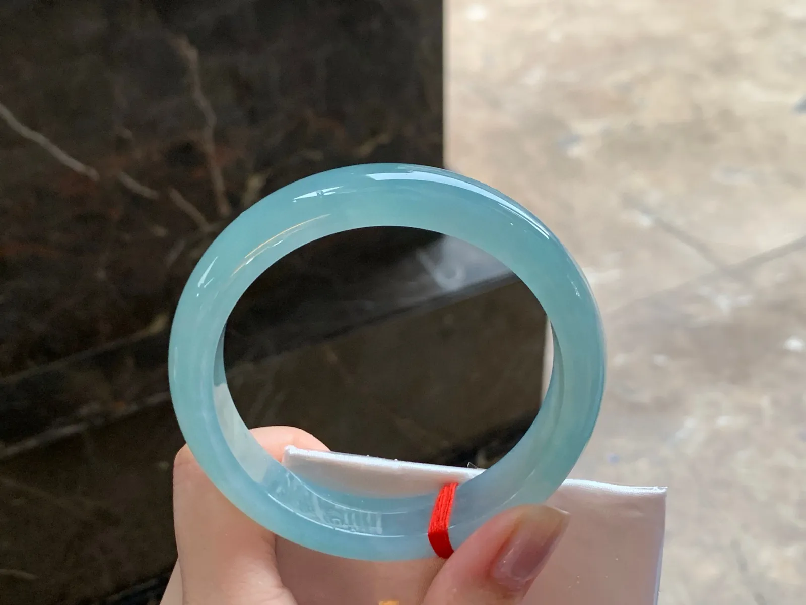 冰晴大圈手镯
种好60/13.2/8.4mm