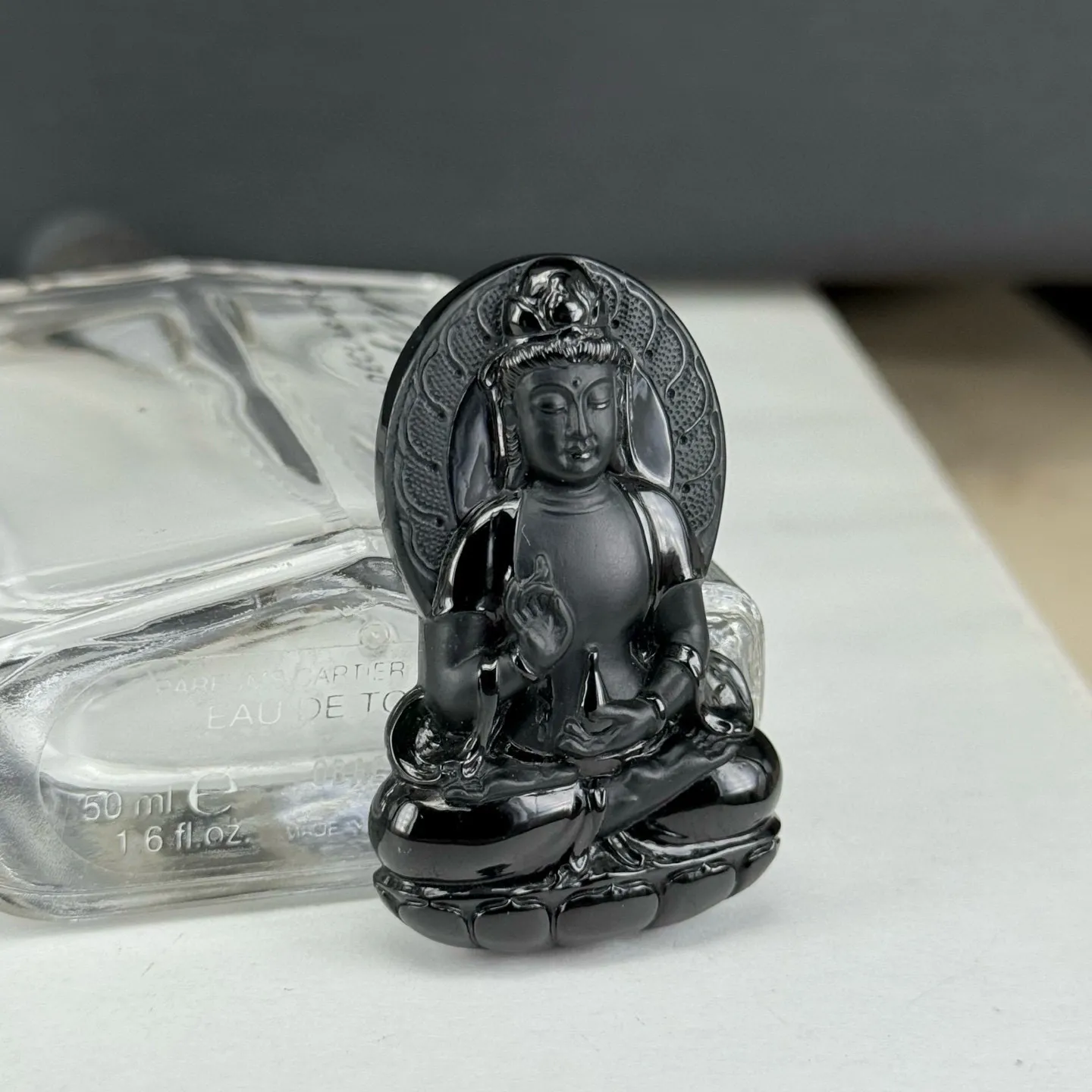 精品墨翠观音 种好色正 黑度极好 打灯通透 油性十足 尺寸47.8
