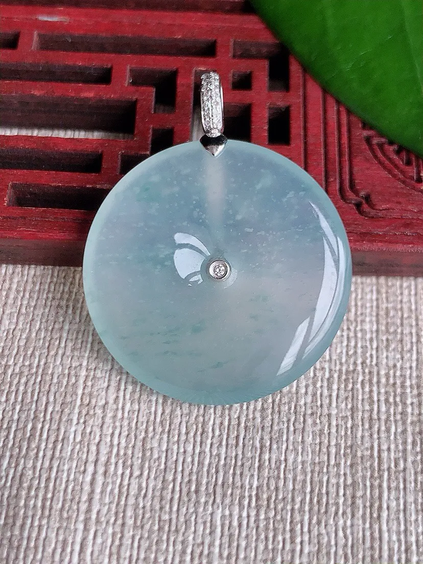 a货翡翠老坑冰种18K金伴钻镶嵌飘花平安扣吊坠 尺寸35×27.4×4.5mm 重量7.80g 07