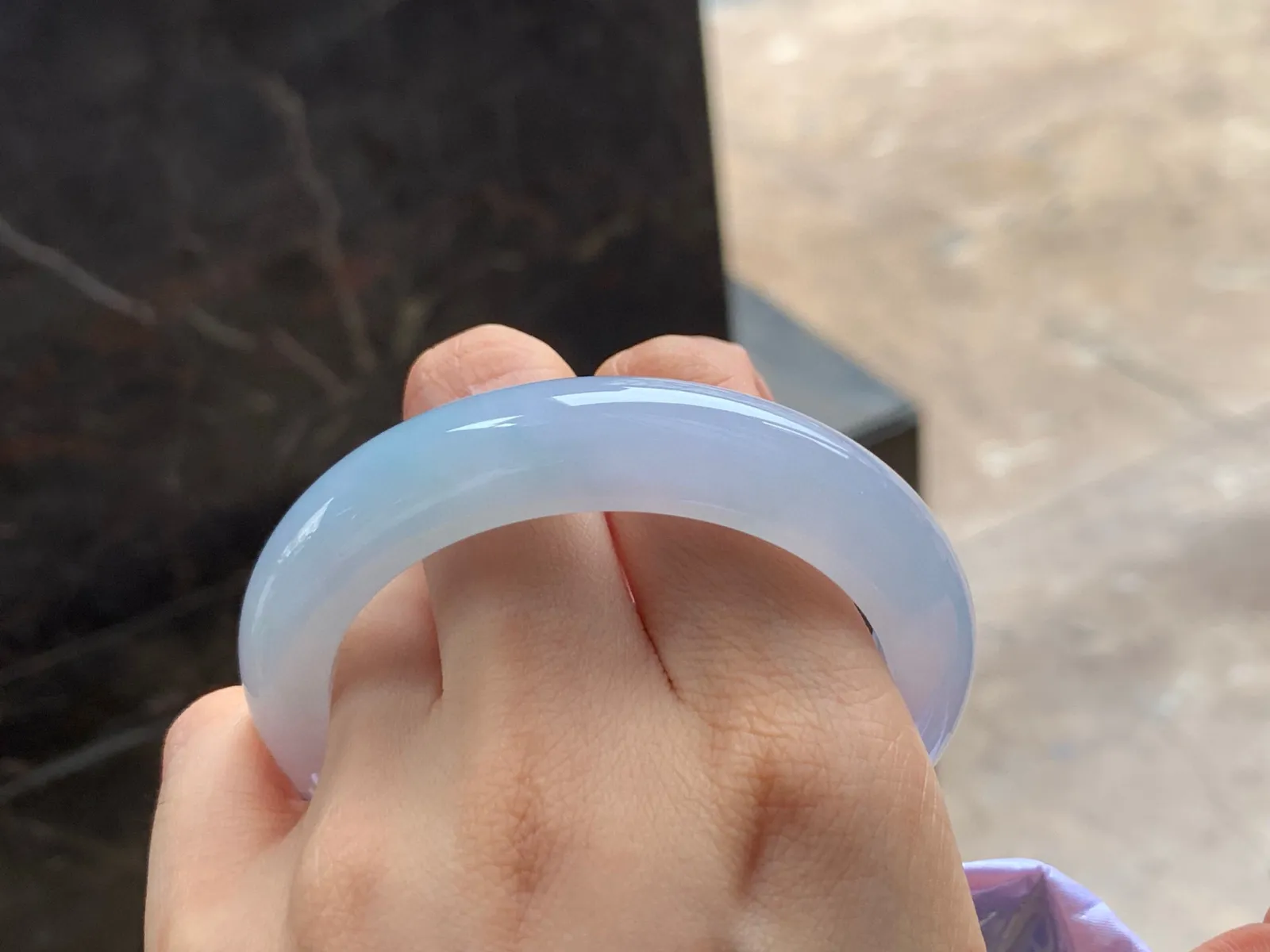 冰淡春手镯
水润55/12/9.3mm