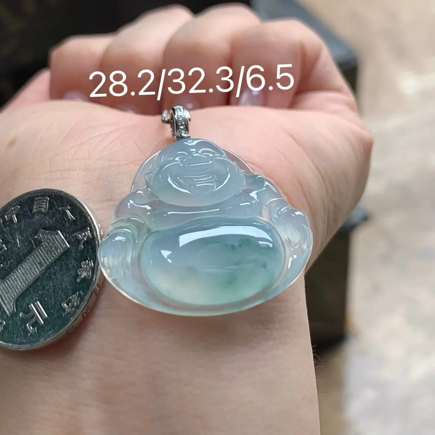 冰种飘花坐佛
清爽 金扣