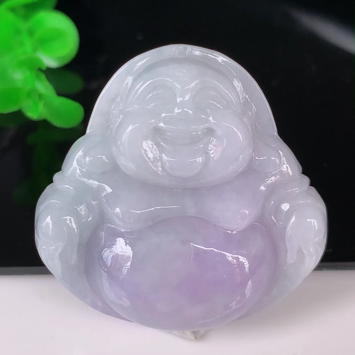 自然光实拍，大件饱满冰润紫罗兰翡翠佛公吊坠，笑口常开，佛公在心中，一生平安幸福，佛公翠色迷人，佩戴佳品！#05.10
