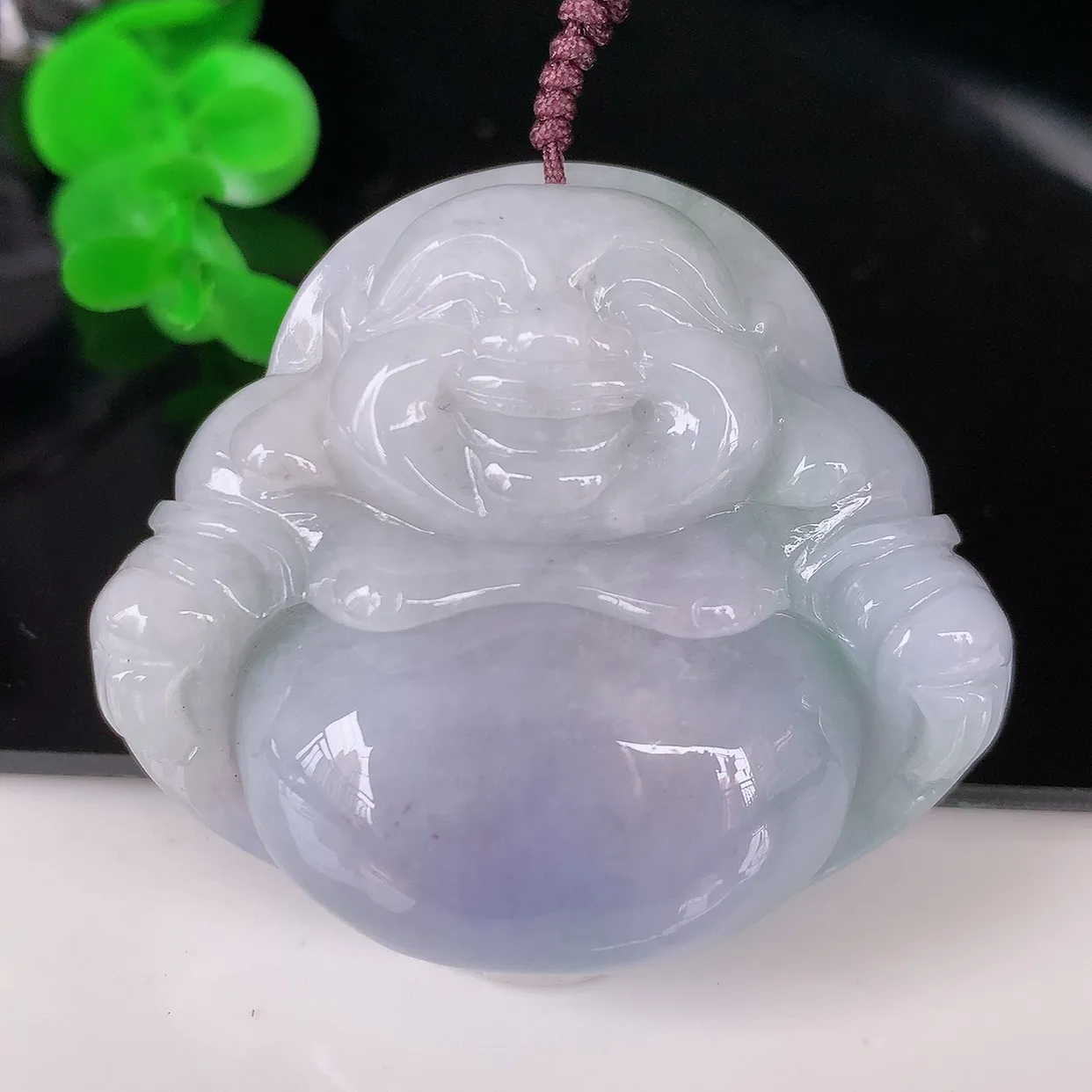 自然光实拍，大件饱满紫罗兰翡翠佛公吊坠，笑口常开，佛公在心中，一生平安幸福，佛公翠色迷人，佩戴佳品！#41.10