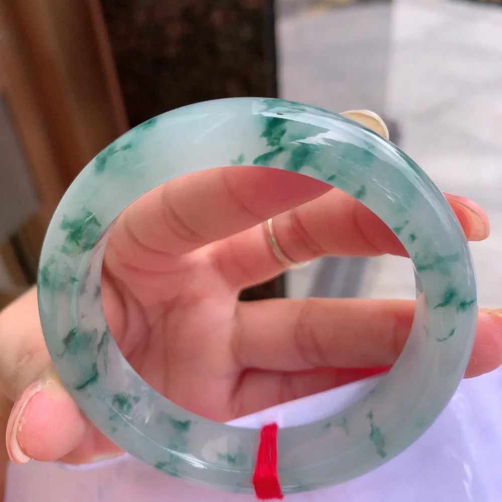 正圈满圈飘花 无瑕 尺寸:60.1/13.5/9.1 花美种水好️️