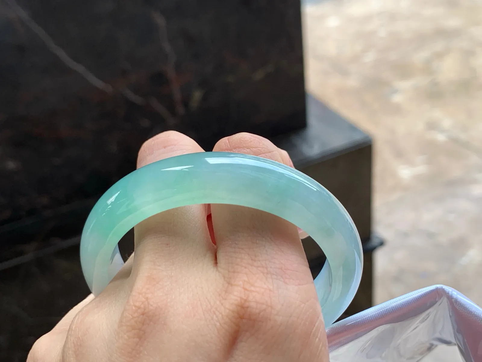 冰晴手镯
种老54.6/13/8.8mm