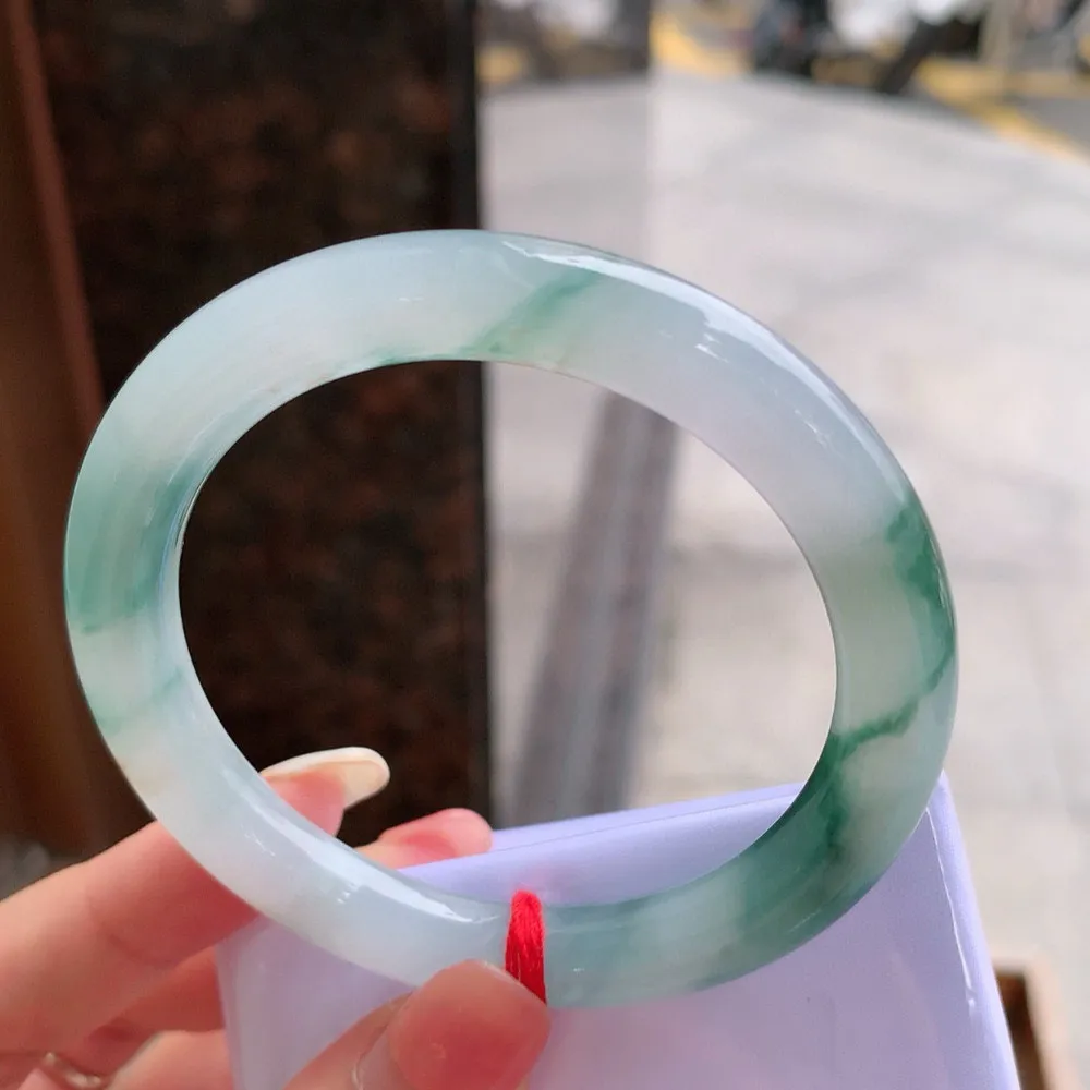 圆条高冰飘花 无瑕 尺寸:55.4/8.7 花美🥰🥰