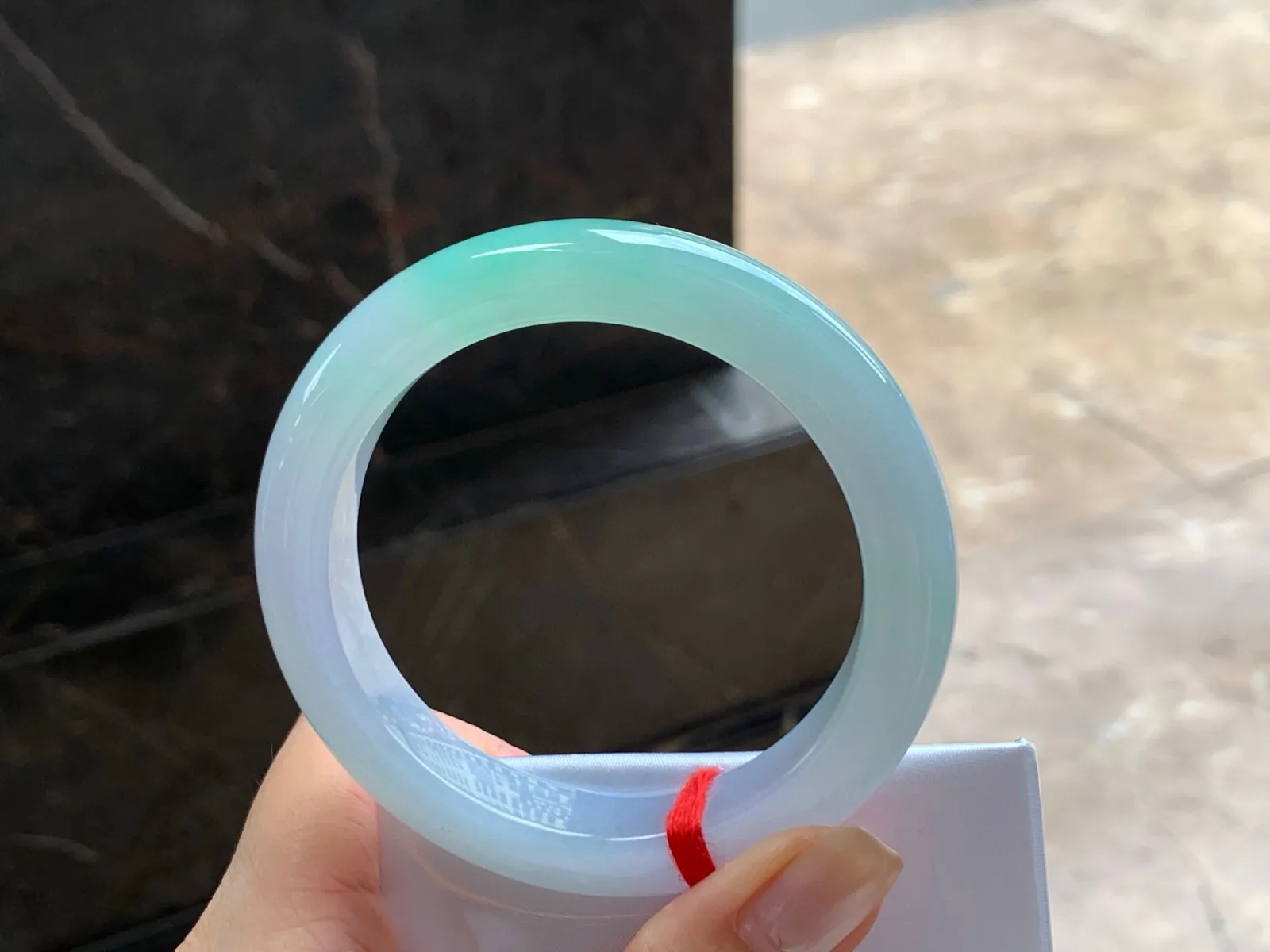 淡春彩手镯
细腻水润 55/11.5/9.3mm