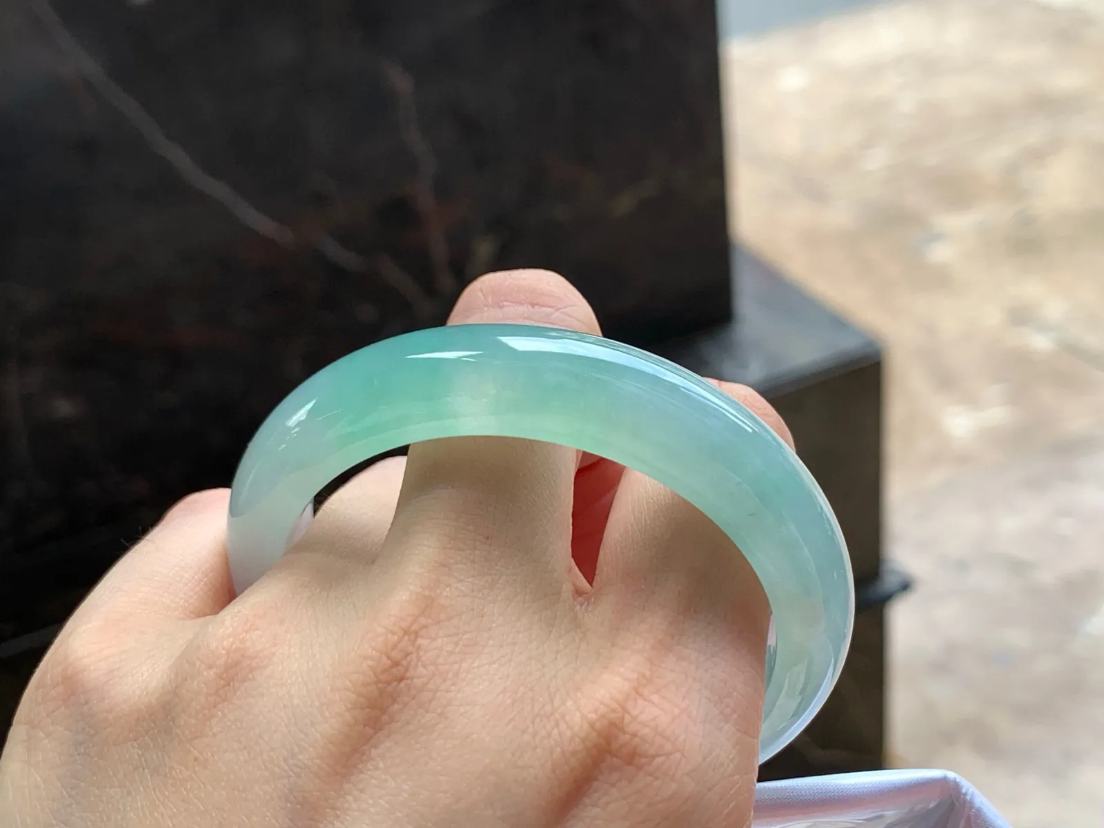 冰晴手镯
种老54.6/13/8.8mm
