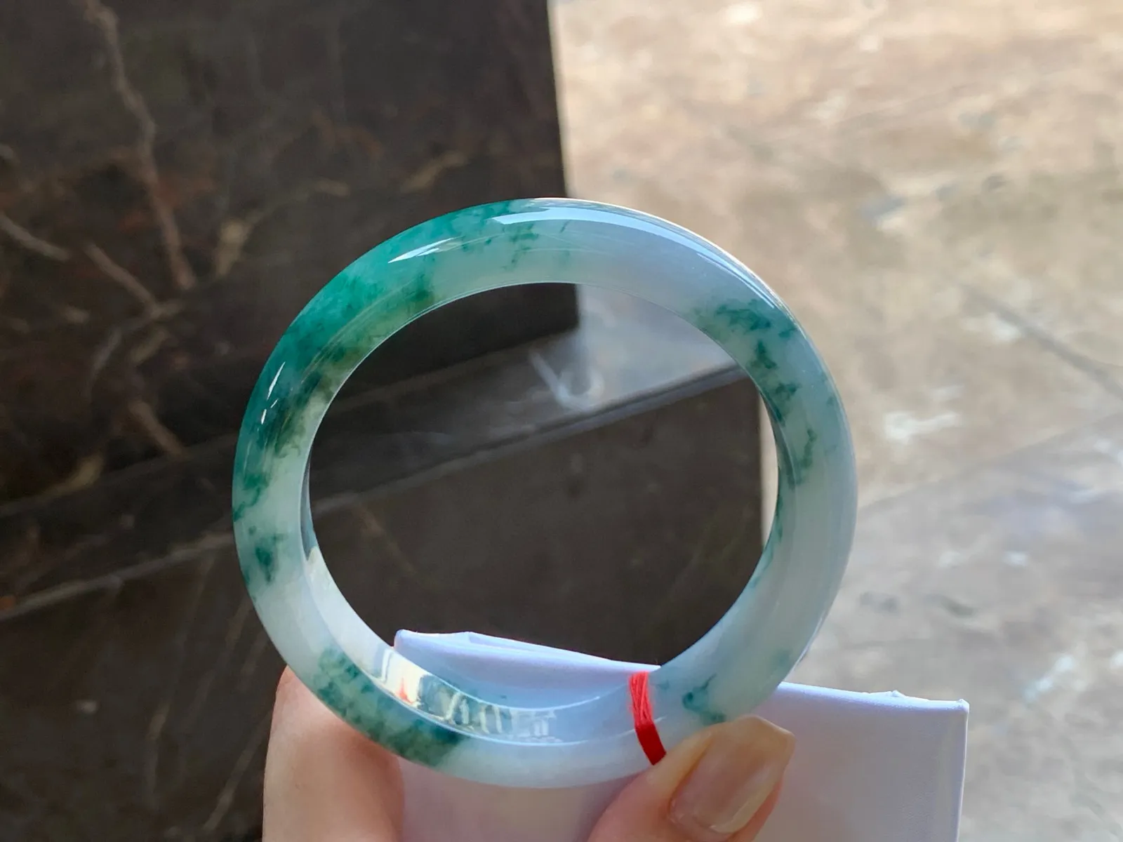 飘花手镯
干净清爽 58.3/13.2/8.5mm